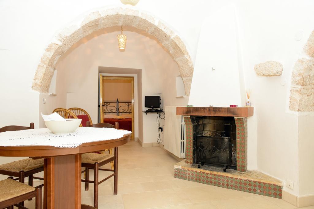 Hostal Agritrulli Ostuni Exterior foto